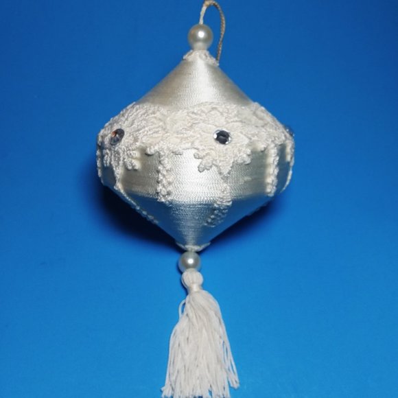 VTG Christmas Ornament White Eyelet Lace Tassel Tree Rhinestone Pearls Shabby - Picture 1 of 4